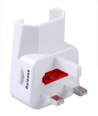 Adaptador de tomadas universal NewLink com USB