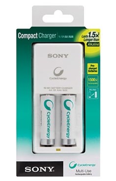 Carregador Sony Compact Charger AA/AAA c/ 2 pilhas AA 